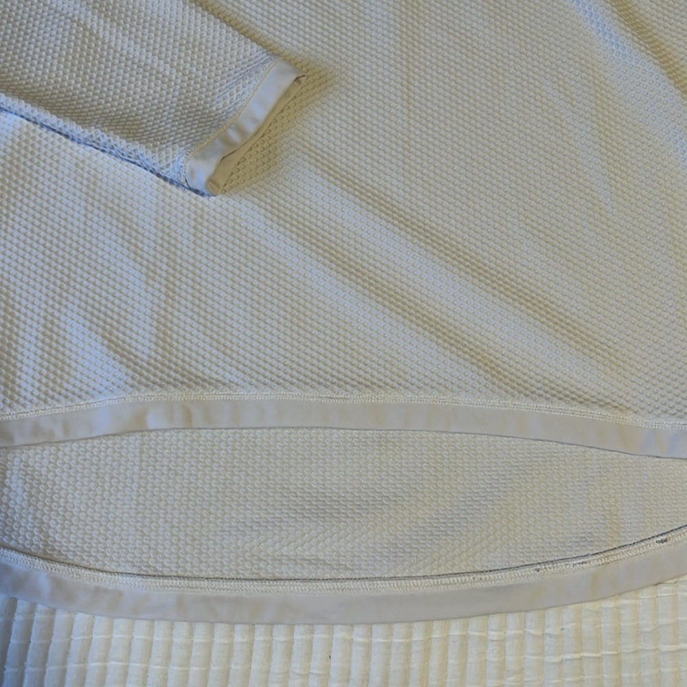 *CALIA Top - Picture 3 of 3